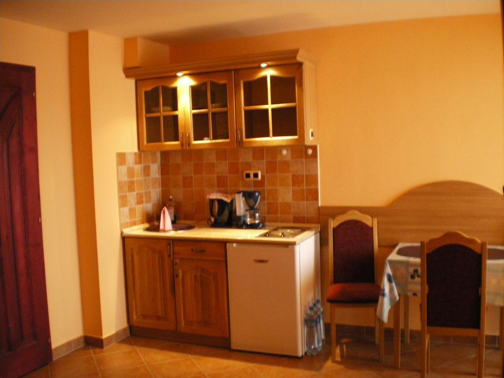 Mediterran-Apartmanok-Harkány Cameră foto